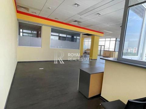 комерційна за адресою Автозаводська вул., 54