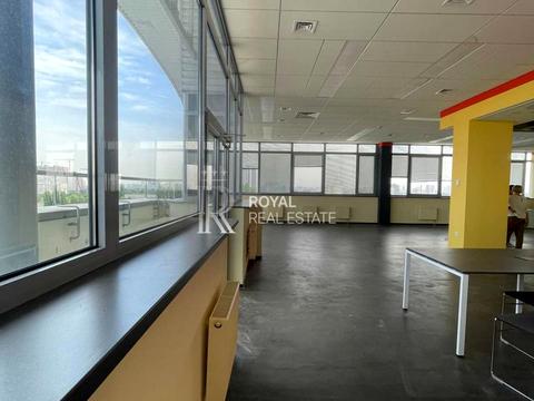 комерційна за адресою Автозаводська вул., 54