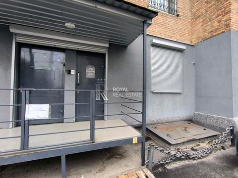 комерційна за адресою Валерія Лобановського просп., 114/3