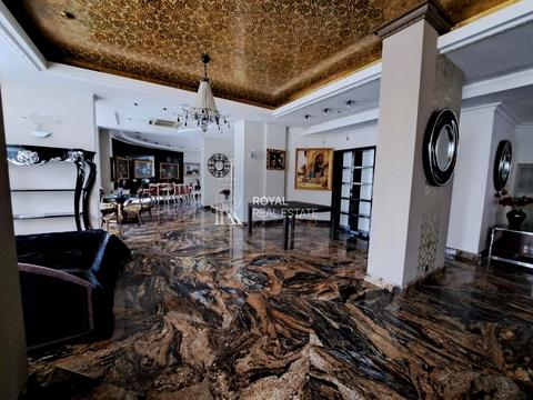 комерційна за адресою Леси Украинки, 7-Б