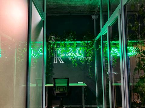 комерційна за адресою Кловський Узвіз вул., 1