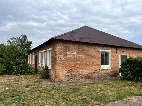 комерційна за адресою Підгірний, 1