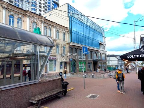 комерційна за адресою Голосіївський просп. (40-річчя Жовтня), 30-А