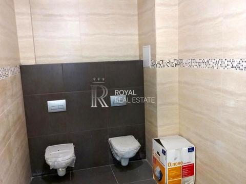 комерційна за адресою Голосіївський просп. (40-річчя Жовтня), 30-А