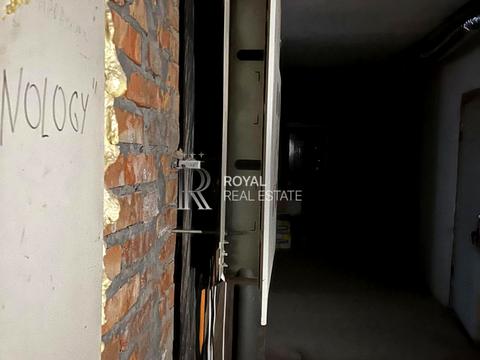 коммерческая по адресу Щербакивского Данила, 1