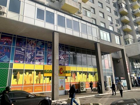 коммерческая по адресу Щербакивского Данила, 1