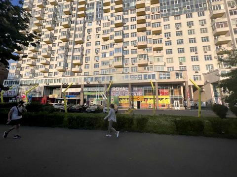 коммерческая по адресу Щербакивского Данила, 1