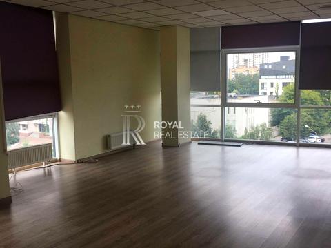 коммерческая по адресу Лобановского, 56