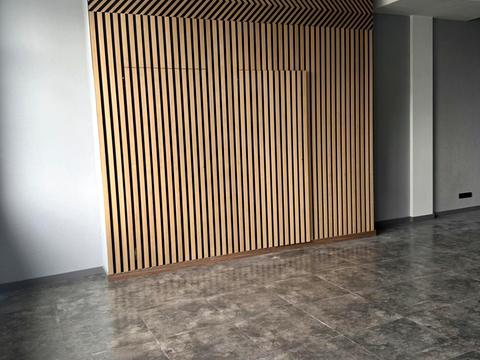 комерційна за адресою Трускавецька вул., 6-В