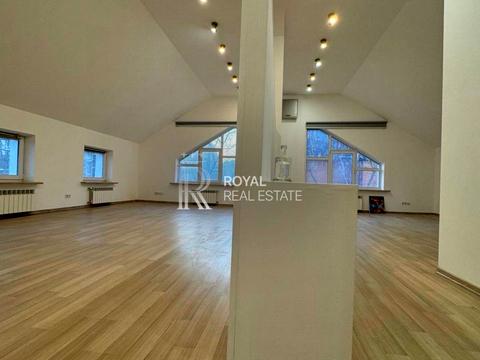 комерційна за адресою Редутна вул., 58