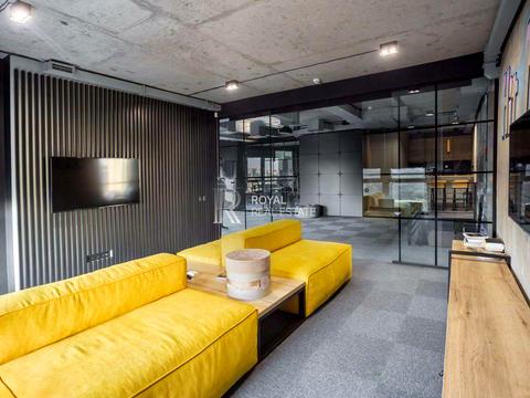 комерційна за адресою Валерія Лобановського просп., 150