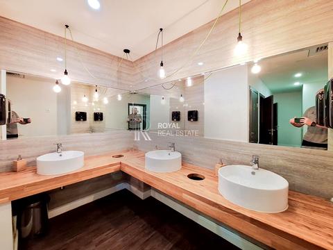 коммерческая по адресу Охтырский, 7