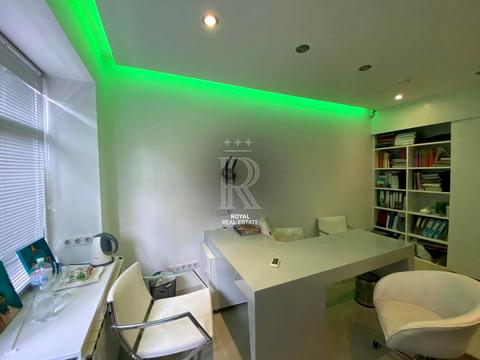 коммерческая по адресу Оболонская набережная ул., 11