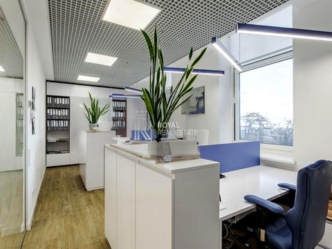 коммерческая по адресу Михаила Грушевского ул., 9