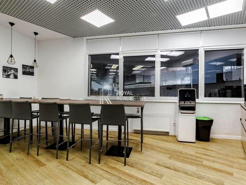 коммерческая по адресу Михаила Грушевского ул., 9