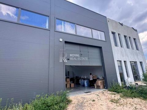 комерційна за адресою Зоряна, 1