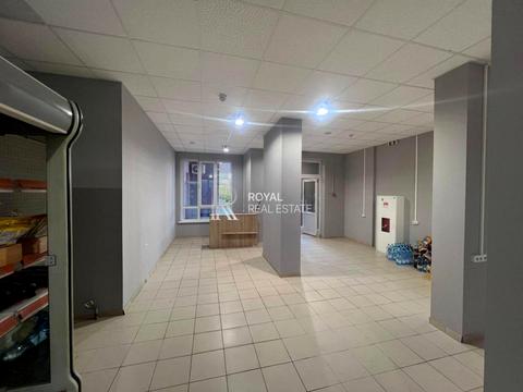 комерційна за адресою Каховська вул., 60