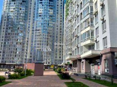 комерційна за адресою Каховська вул., 60