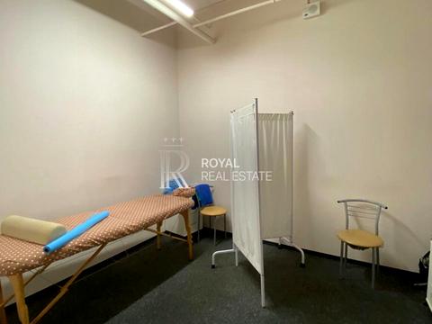 коммерческая по адресу Вацлава Гавела бульв. (Івана Лепсе), 6