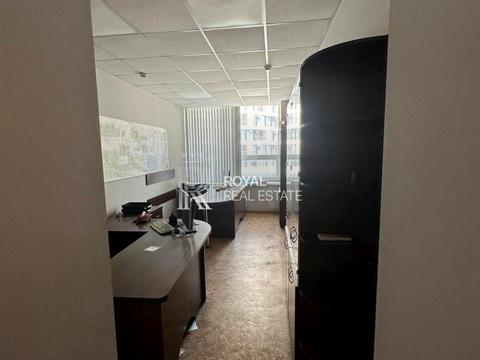 коммерческая по адресу Кудрявський узвіз, 1