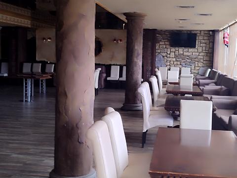 комерційна за адресою Петра Григоренка просп. (Маршала Жукова), 39