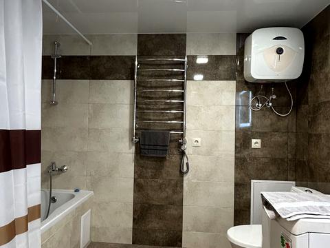 квартира за адресою Василя Сухомлинського вул., 12