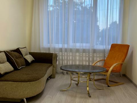 квартира за адресою Василя Сухомлинського вул., 12