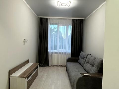 квартира за адресою Василя Сухомлинського вул., 12