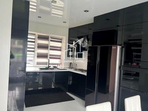 будинок за адресою с. Бірки, Зоряна, 12