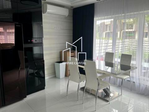 будинок за адресою с. Бірки, Зоряна, 12