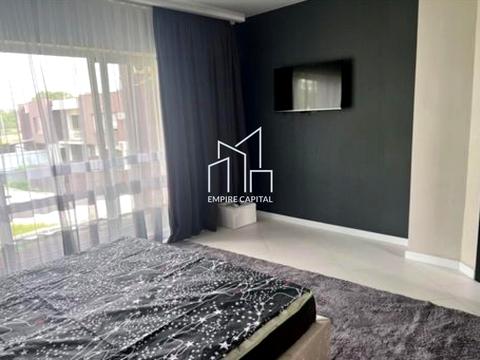 будинок за адресою с. Бірки, Зоряна, 12