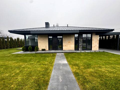 дом по адресу Соборна ул.