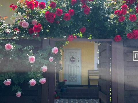 будинок за адресою с. Безуглівка, Лесі Українки вул.