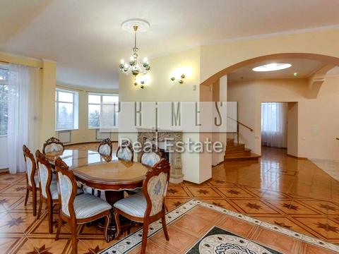 будинок за адресою Анатолія Солов'яненка вул.