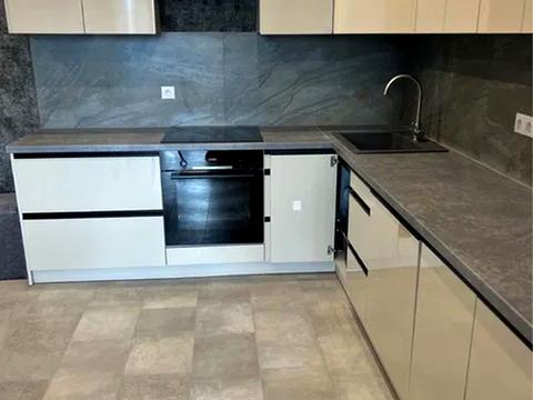 квартира за адресою Костомарівська вул. (Щорса), 1-А