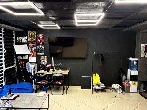 коммерческая по адресу Сергія Скальда ул. (Комарова), 23-25