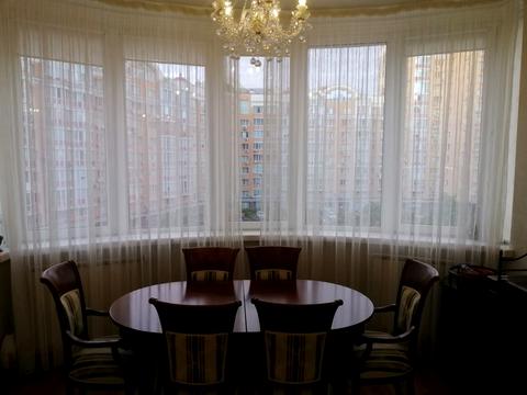 квартира за адресою Володимира Івасюка просп. (Героїв Сталінграду), 10-А