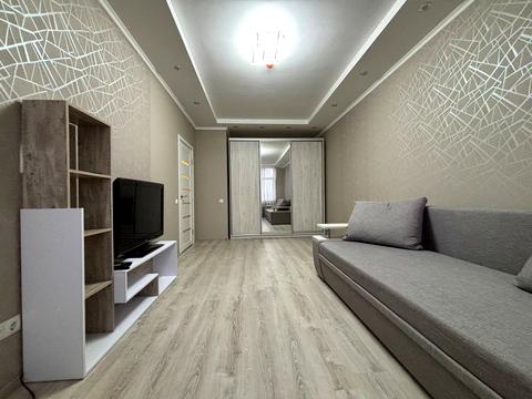 квартира за адресою Рея Бредбері вул., 2