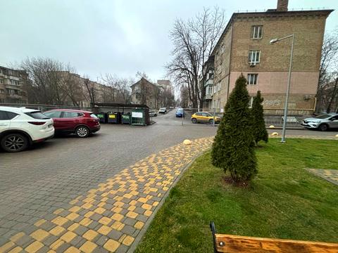 квартира за адресою Рея Бредбері вул., 2