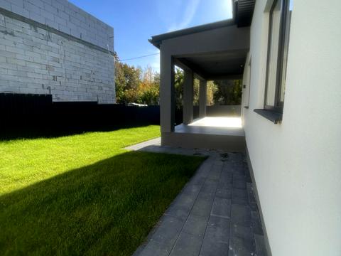 будинок за адресою Соснова вул.