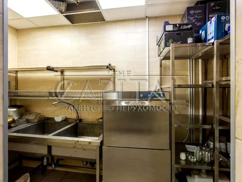 комерційна за адресою Софіївська вул., 14