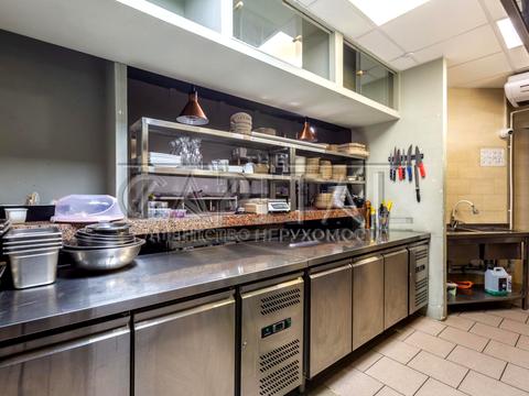 комерційна за адресою Софіївська вул., 14