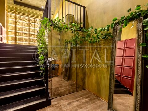 комерційна за адресою Софіївська вул., 14