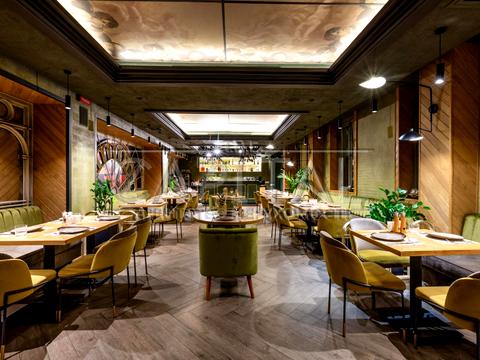 комерційна за адресою Софіївська вул., 14