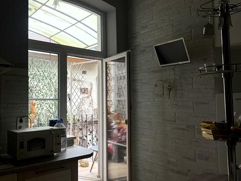 квартира за адресою Академіка Філарета Колесси вул. (), 11