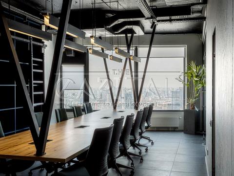 комерційна за адресою Кловський узвіз, 7