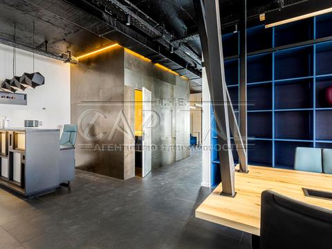 комерційна за адресою Кловський узвіз, 7