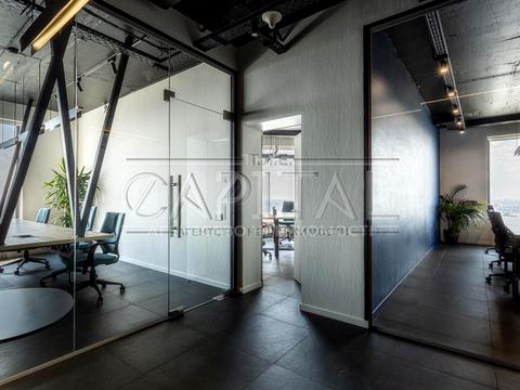 комерційна за адресою Кловський узвіз, 7