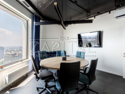 комерційна за адресою Кловський узвіз, 7