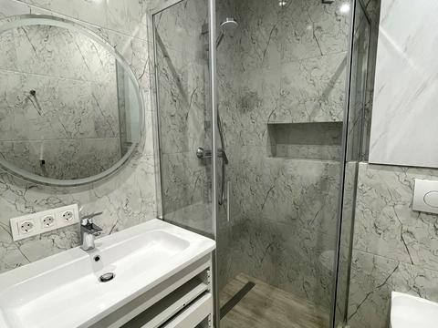 квартира за адресою Салютна вул., 2к8